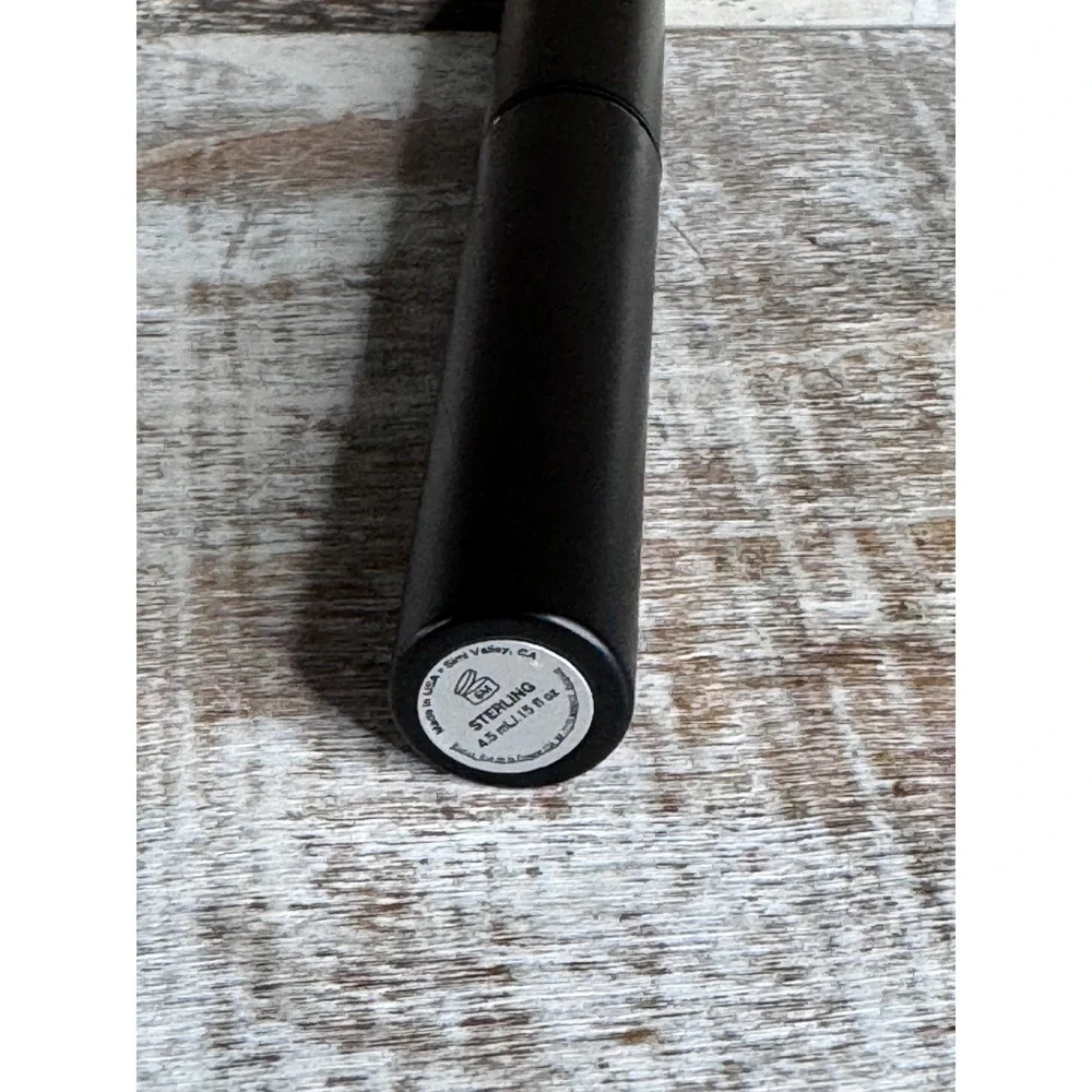 Youngblood Liquid Eyeliner Shade Sterling Silver Glimmer Metallic NWOB MSRP $30